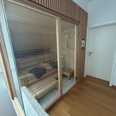 Modernes Gartenatelier Am Muehlenfliess *